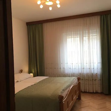 Ursic Apartament