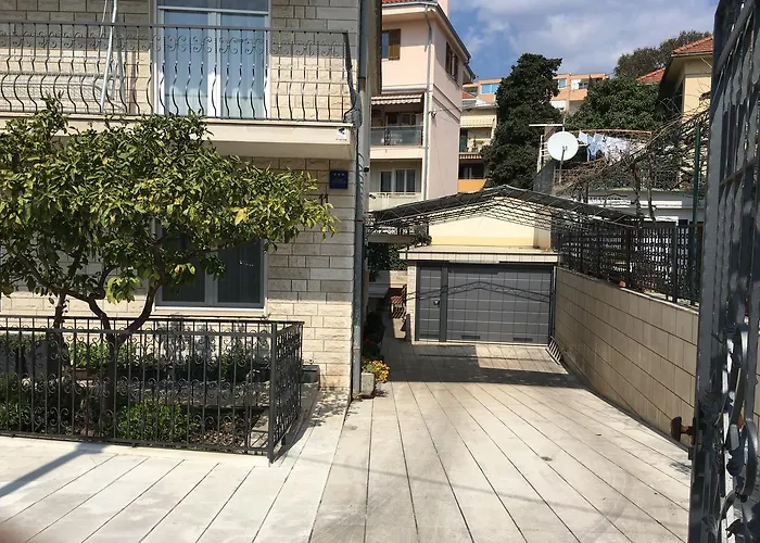 Apartment Apartmani Ursic